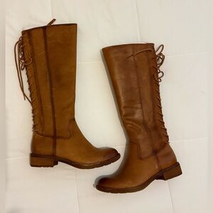 Sofft: Sharnell II Leather Knee-High Boots.